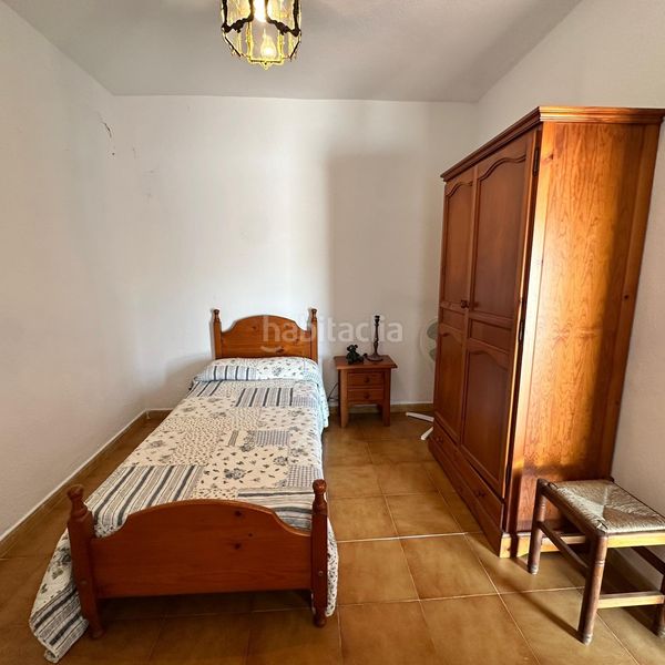 Foto c301e9aa-3d1f-47c7-9ee2-5c72d8172e01. Casa amb aparcament a La Granja - La Colina - Los Pastores Algeciras