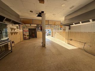 Local Comercial a Mondejar-Junquillos. Local comercial acondicionado como barnegocio de comida rápida c