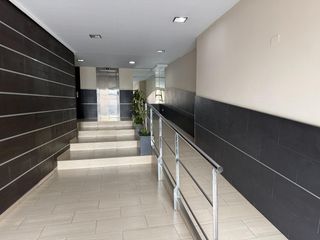 Pis a Casco Antiguo. Piso de cinco dormitorios en algeciras  zona paseo marítimo fren