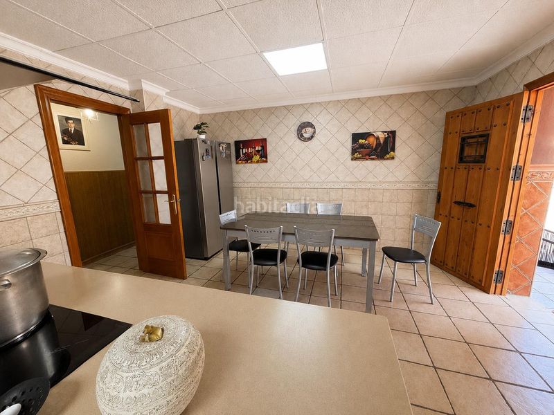Foto 494584a3-0e42-40e2-a619-8e9eed3d3aaa. Chalet espectacular chalet independiente con piscina y barbacoa en el zabal en Línea de la Concepción (La)