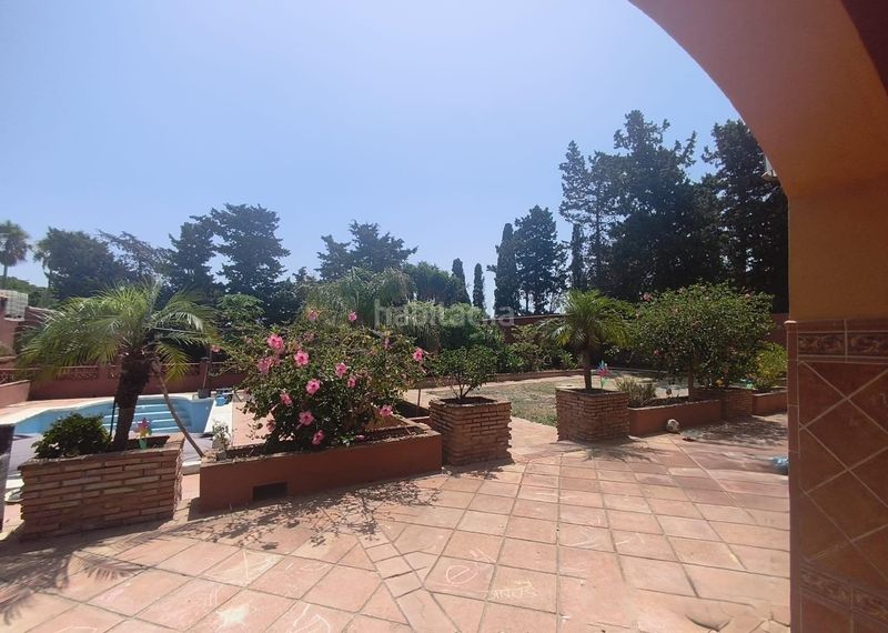 Foto 6656dbca-bc97-435d-8fc5-52c5a72a3183. Chalet maravilloso chalet en la línea de la concepción, ideal para familias en Línea de la Concepción (La)