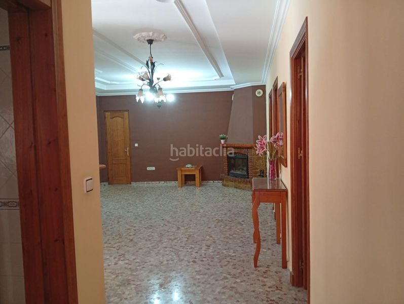 Foto 31361c8d-89d0-4228-98e6-dc275af719bf. House with parking in El Rinconcillo Algeciras