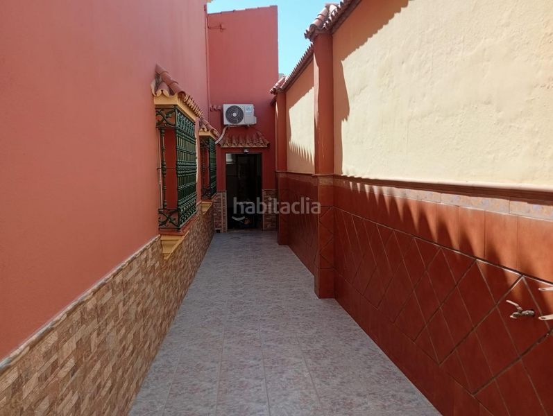 Foto 333bb4cf-7f86-4a48-9258-667823bdfb53. House with parking in El Rinconcillo Algeciras