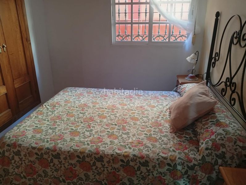 Foto 5b2127d3-615b-4f79-825e-0f5bfcc95e70. House with parking in El Rinconcillo Algeciras