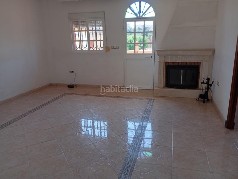 Foto a4c4c8d4-5f47-41fa-8020-7cc6588ce0f1. House with parking in El Rinconcillo Algeciras