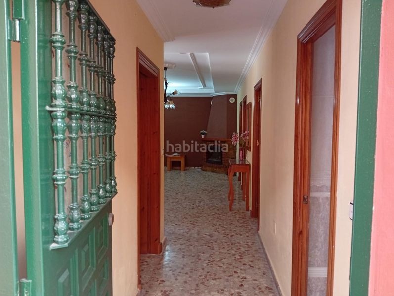 Foto f83da6ad-2311-4519-9cec-cd9c49285146. House with parking in El Rinconcillo Algeciras