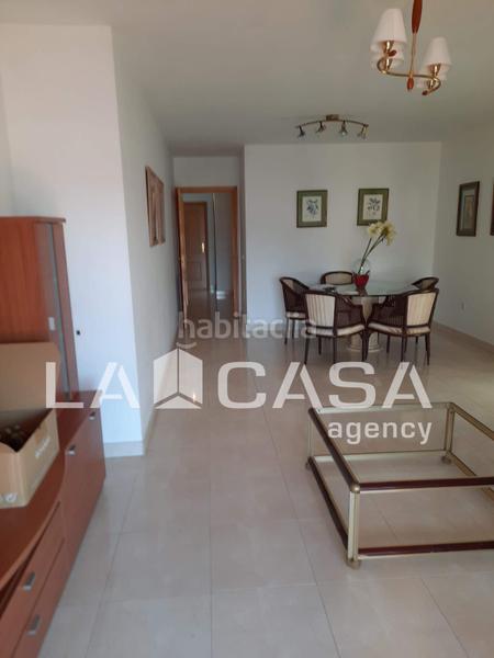 Foto 130d79ac-829b-4bd8-81bf-f4f9f761e0c3. Piso en Bajadilla - Fuente Nueva Algeciras