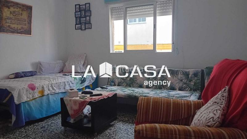 Foto e1b54f80-c499-4ff3-ad24-91c5bb761ba4. Etagenwohnung in Bajadilla - Fuente Nueva Algeciras