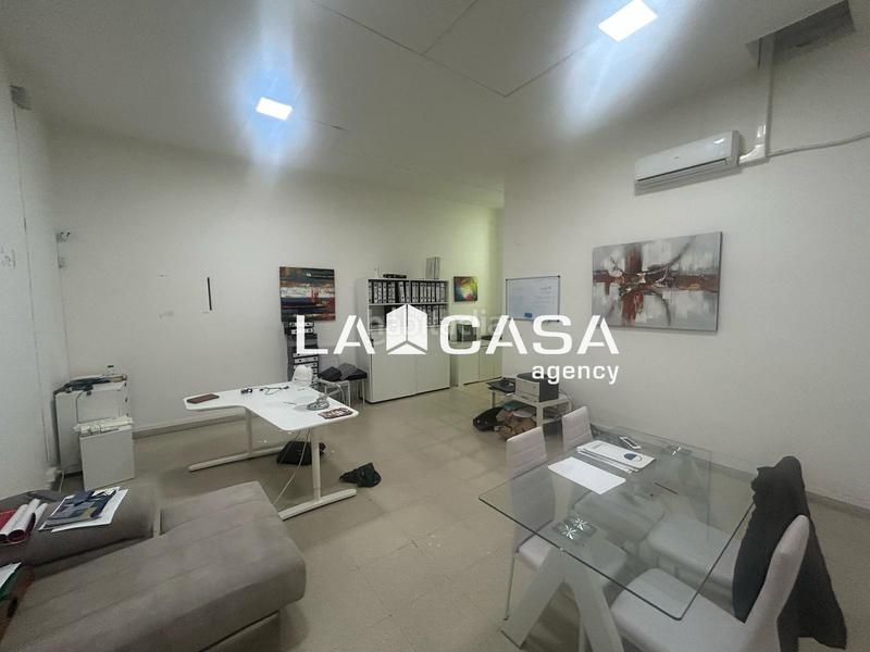 Foto dc2f64f2-c7e0-4b2f-b2af-e5c7e4fe44c1. Bureau dans Casco Antiguo Algeciras