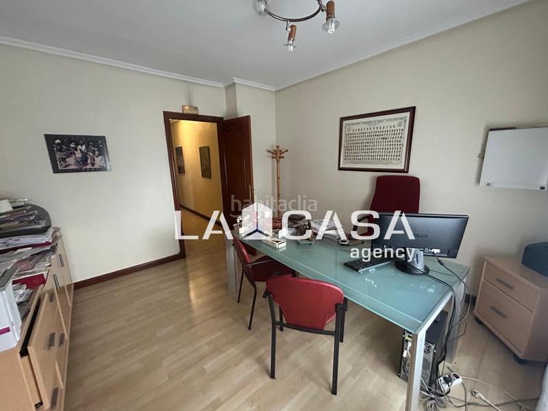 Foto a930378f-bbb9-4aeb-86ca-222c594abf4a. Pis a Casco Antiguo Algeciras