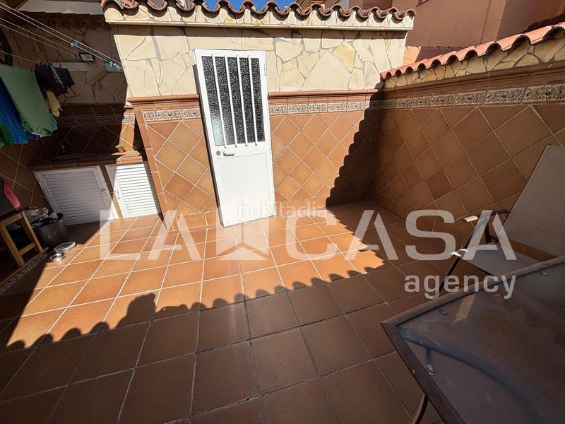 Foto 51d53c3c-deda-4e32-b33f-3f40ce689f2f. Semi detached house with parking in Barrios (Los)