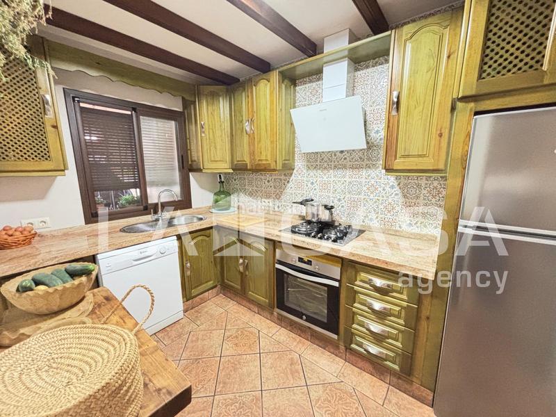 Foto 76231f90-4d3a-4544-9c1c-17aecd06321d. Semi detached house with parking in Barrios (Los)
