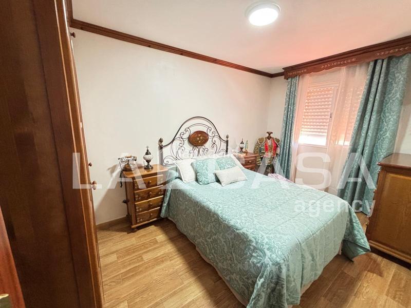 Foto a89466a2-cf11-41f5-b94d-e8219a273f57. Semi detached house with parking in Barrios (Los)