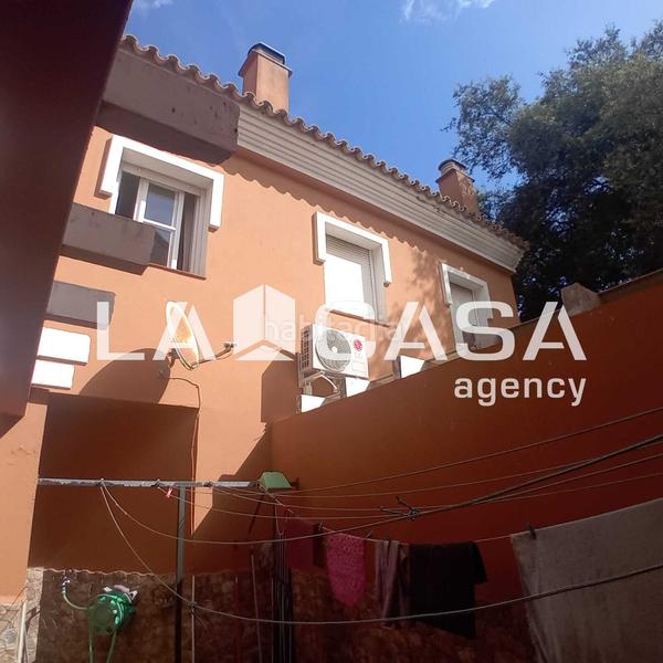 Foto f684fb2a-40af-4f63-a9ad-8d141e323bcf. Haus mit parking in El Rinconcillo Algeciras