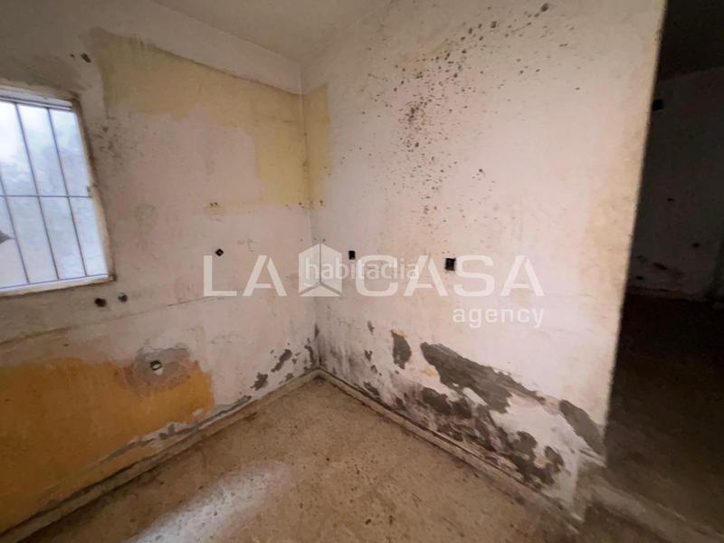 Foto 739f0609-4558-4b0d-8b44-85bb5411f05a. Casa in Bajadilla - Fuente Nueva Algeciras