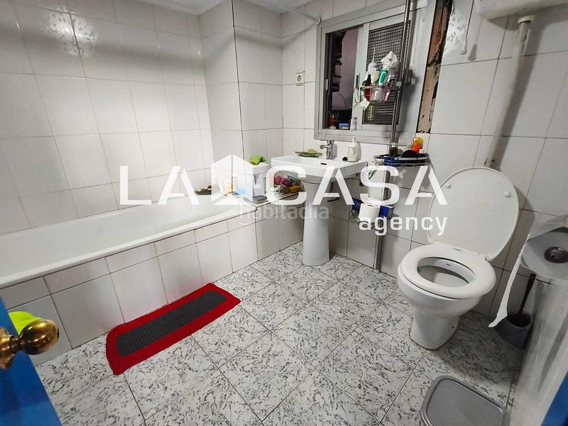 Foto 3a52731a-d7db-4d2d-a070-6deef0d6a241. Local comercial a Pescadores - Saladillo Algeciras