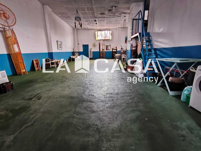 Foto 58d9f3c4-0e9f-4076-817f-e7c6ede26e56. Local comercial a Pescadores - Saladillo Algeciras