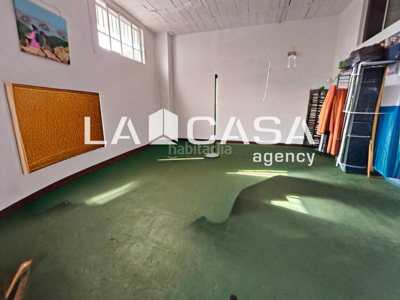 Foto f3510231-52c2-4ee2-b1a7-6c14368677a1. Local commercial dans Pescadores - Saladillo Algeciras