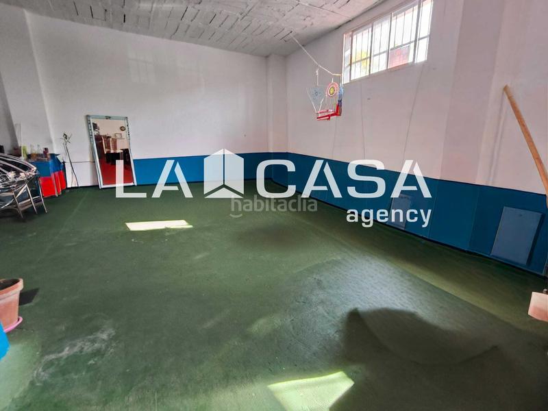 Foto 5f61d40d-3b3b-43a6-a755-3dca493e5d16. Locale commerciale in Pescadores - Saladillo Algeciras