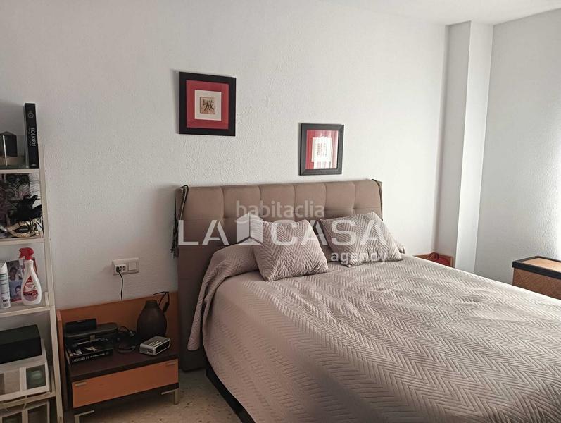 Foto a8a724e3-5990-4e39-a6ed-6f4347da85de. Appartamento con parcheggio in San Bernabé Algeciras
