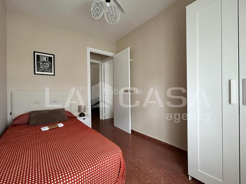 Foto c56458cd-052b-4789-8178-accfe93f34ae. Etagenwohnung in San Bernabé Algeciras