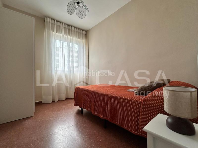 Foto cd4fa840-7034-4161-95ce-5fd268870aa0. Pis a San Bernabé Algeciras