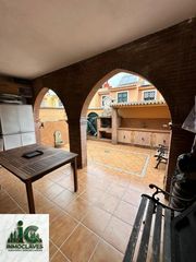 Casa adossada a San García. La aldea de algetares