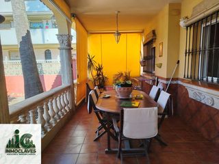 Casa adossada a El Rinconcillo. En algeciras