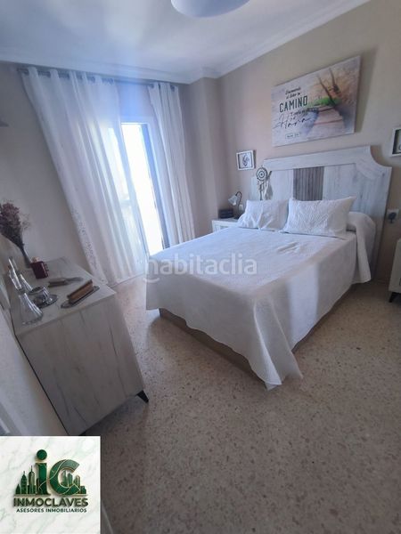 Foto 0f008d2e-bb1d-4314-a383-47c85e165933. Casa adossada amb aparcament a San García Algeciras