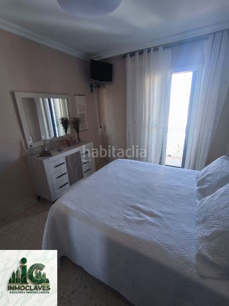 Foto bb0b0f87-e76c-4f9d-b2a5-807ba900a48b. Casa adossada amb aparcament a San García Algeciras