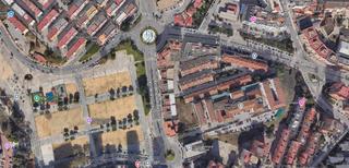 Location Local commercial à San Bernabé. Local comercial a pie de calle junto al recinto ferial