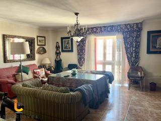 Piso en Casco Antiguo. Piso a la venta junto a la iglesia la caridad. gran oportunidad!