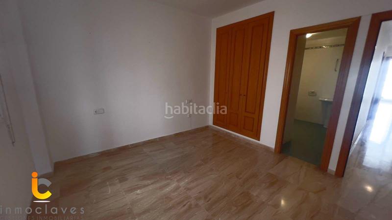 Foto 145c0b03-f2c8-4dd9-a058-183856ebab3b. Dúplex ático dúplex en el centro en Casco Antiguo Algeciras