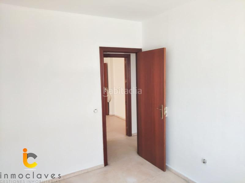 Foto e97b61a8-969d-468a-9f0e-db77fdbf4ed3. Etagenwohnung in Pescadores - Saladillo Algeciras