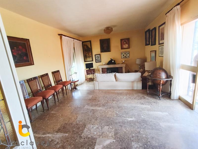 Foto e0d17bb5-fdd8-4d6a-955d-a78048880a8e. Casa con parcheggio in San García Algeciras