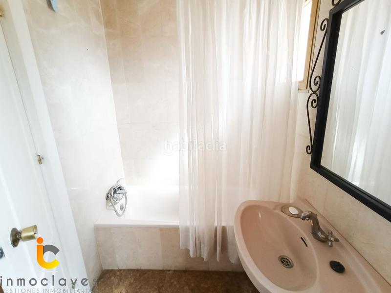 Foto 77a32365-49d8-44fe-b4c8-578616893836. Haus mit parking in San García Algeciras