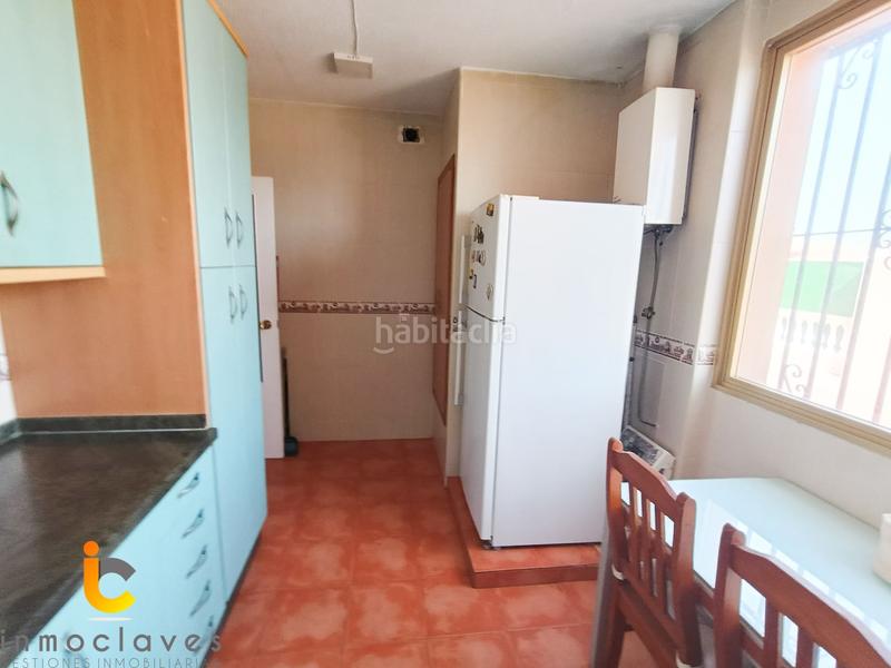 Foto a38c9d0f-d233-4858-bd33-92c3fcfc6b1a. Maison avec parking dans San García Algeciras