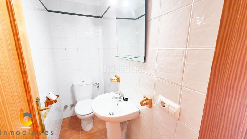 Foto 7e6361fe-f3f6-4064-ad25-75da6849b220. Reihenhaus mit parking pool in El Rinconcillo Algeciras