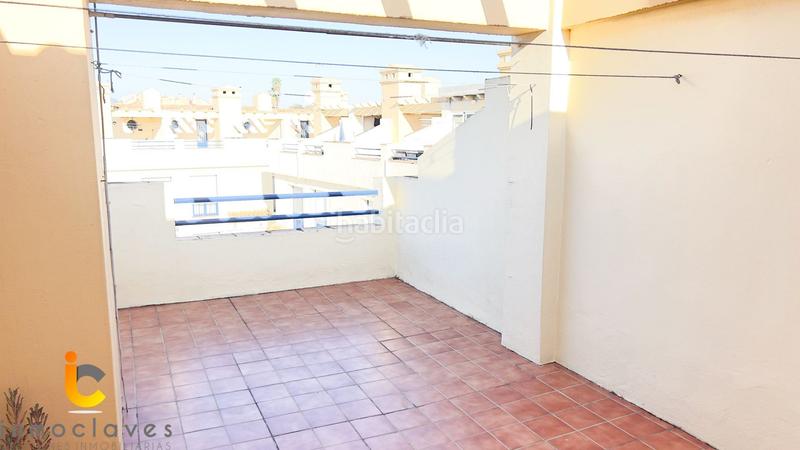 Foto ea8cf404-31fd-46de-9995-5af56a2166a1. Reihenhaus mit parking pool in El Rinconcillo Algeciras