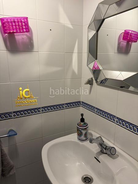 Foto 5223a02a-9ca6-4952-a17c-04adbbf12c0a. Casa adossada amb aparcament a San Bernabé Algeciras