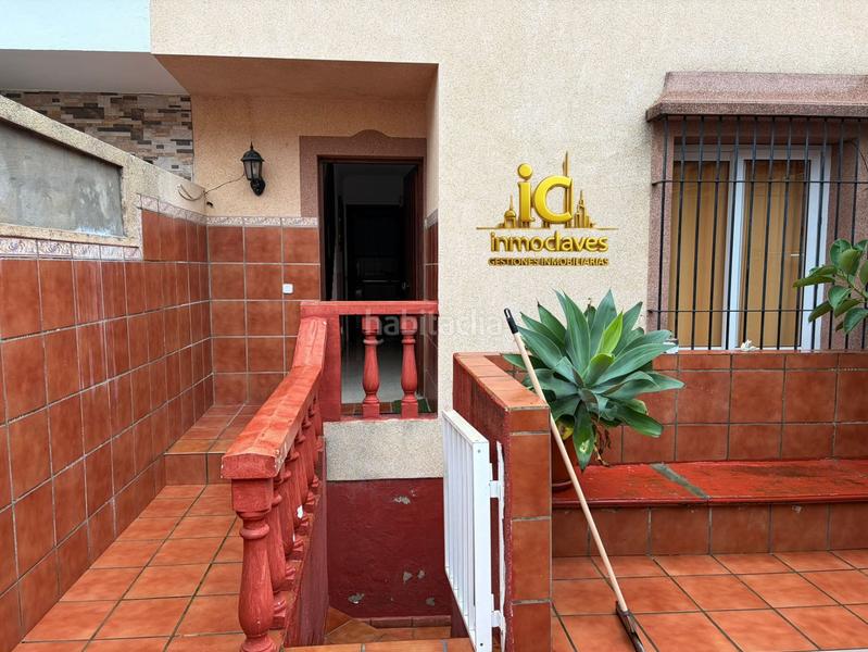 Foto 87191527-0a33-4cc9-ad35-edbbb98a8057. Casa adossada amb aparcament a San Bernabé Algeciras