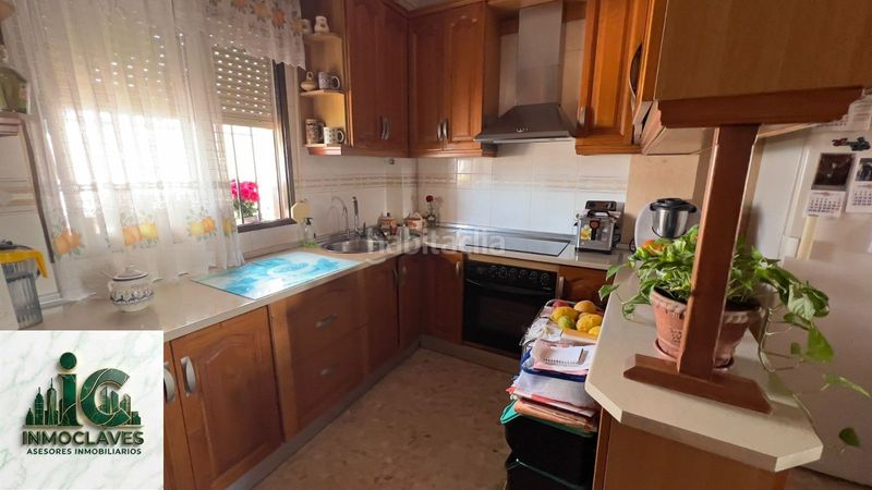 Foto 2a0bf8e6-2571-4ae6-818a-35f4c85b59b7. Casa amb aparcament a Casco Antiguo Algeciras