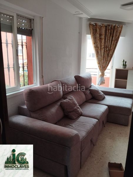 Foto 39bc4caa-2949-4f07-8f19-b471059b278c. Casa adossada amb aparcament a San Bernabé Algeciras