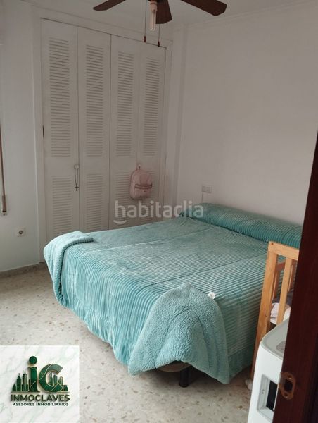 Foto ef7de259-f7a4-4258-b0a2-b74f3c52a641. Casa adossada amb aparcament a San Bernabé Algeciras