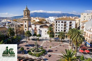 Aparcament cotxe a Casco Antiguo. En algeciras