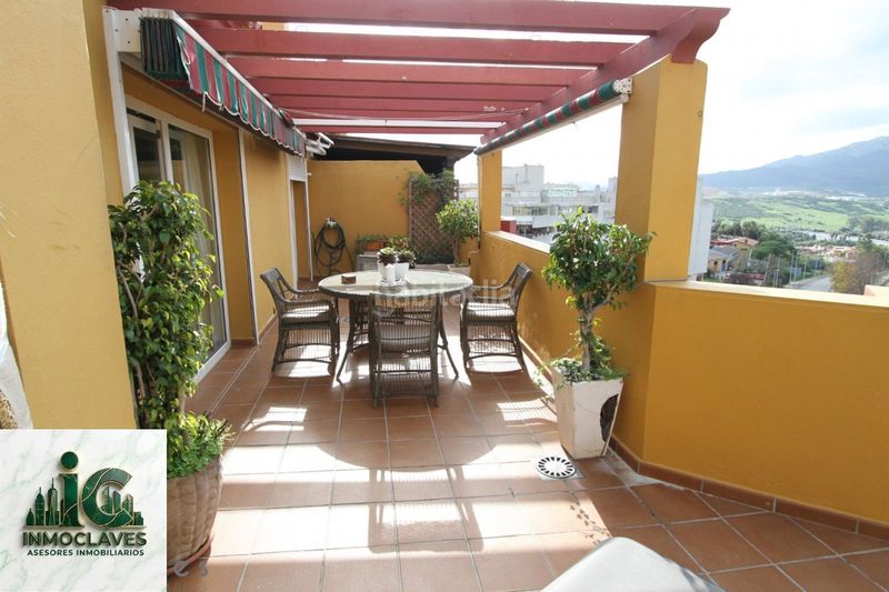 Foto 00579da0-5cc6-46c4-ae54-e601df261d51. Àtic amb calefacció aparcament a Bajadilla - Fuente Nueva Algeciras