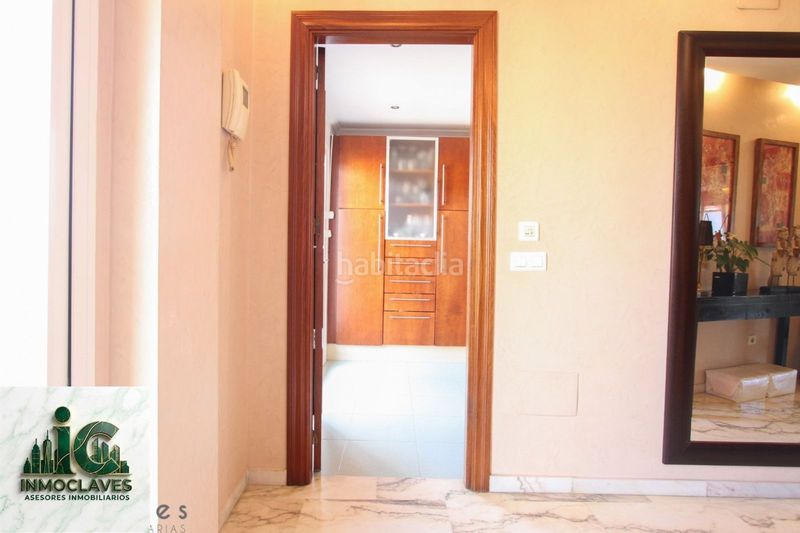 Foto 19cd7237-ef31-4776-add3-68f462856bdc. Àtic amb calefacció aparcament a Bajadilla - Fuente Nueva Algeciras