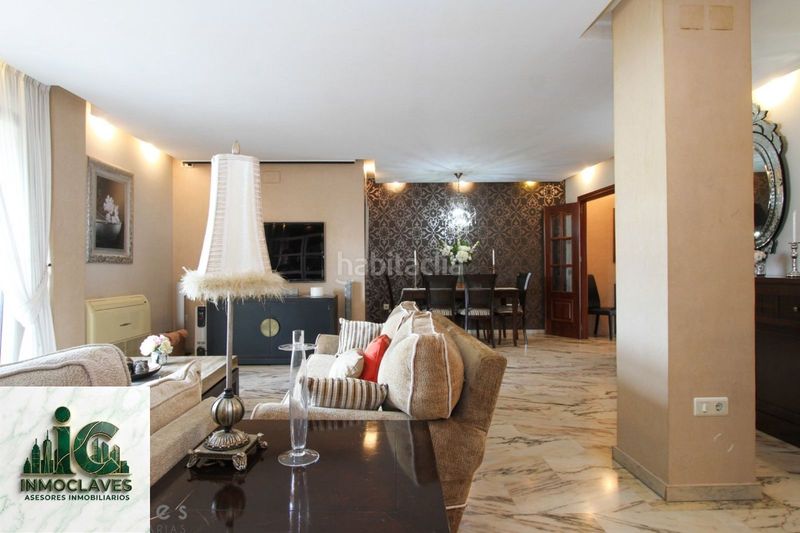 Foto aae02624-ae8e-4279-a748-6291d18dd996. Àtic amb calefacció aparcament a Bajadilla - Fuente Nueva Algeciras