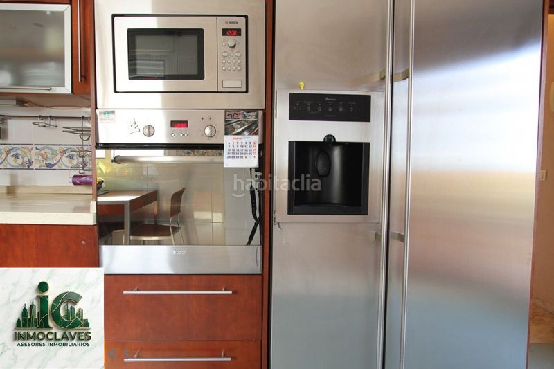 Foto cf026031-49e3-4ff6-8817-18c50397357f. Àtic amb calefacció aparcament a Bajadilla - Fuente Nueva Algeciras