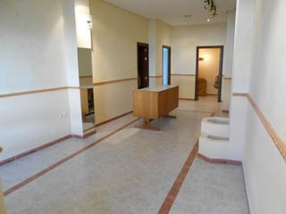 Local Comercial a Madre de Dios. Local muy centrico que reune las condiciones de cambio de uso